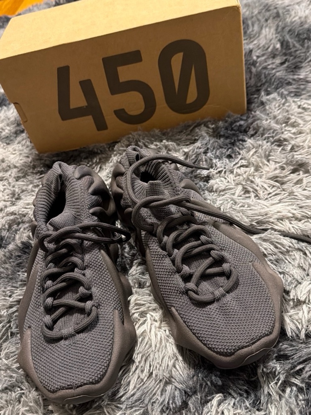 Yeezy 450  Knit Sneaker - Black